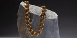 Collares de Oro para Hombre: Elegancia Masculina en 2025