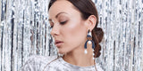 Cómo Elegir los Pendientes Largos de Plata Perfectos Según la Forma de tu Rostro