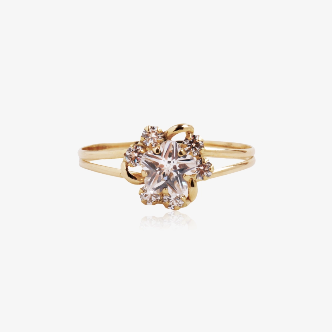 Zirconia flower ring