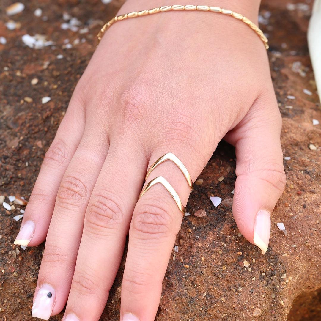 Anillo Flecha Abierta