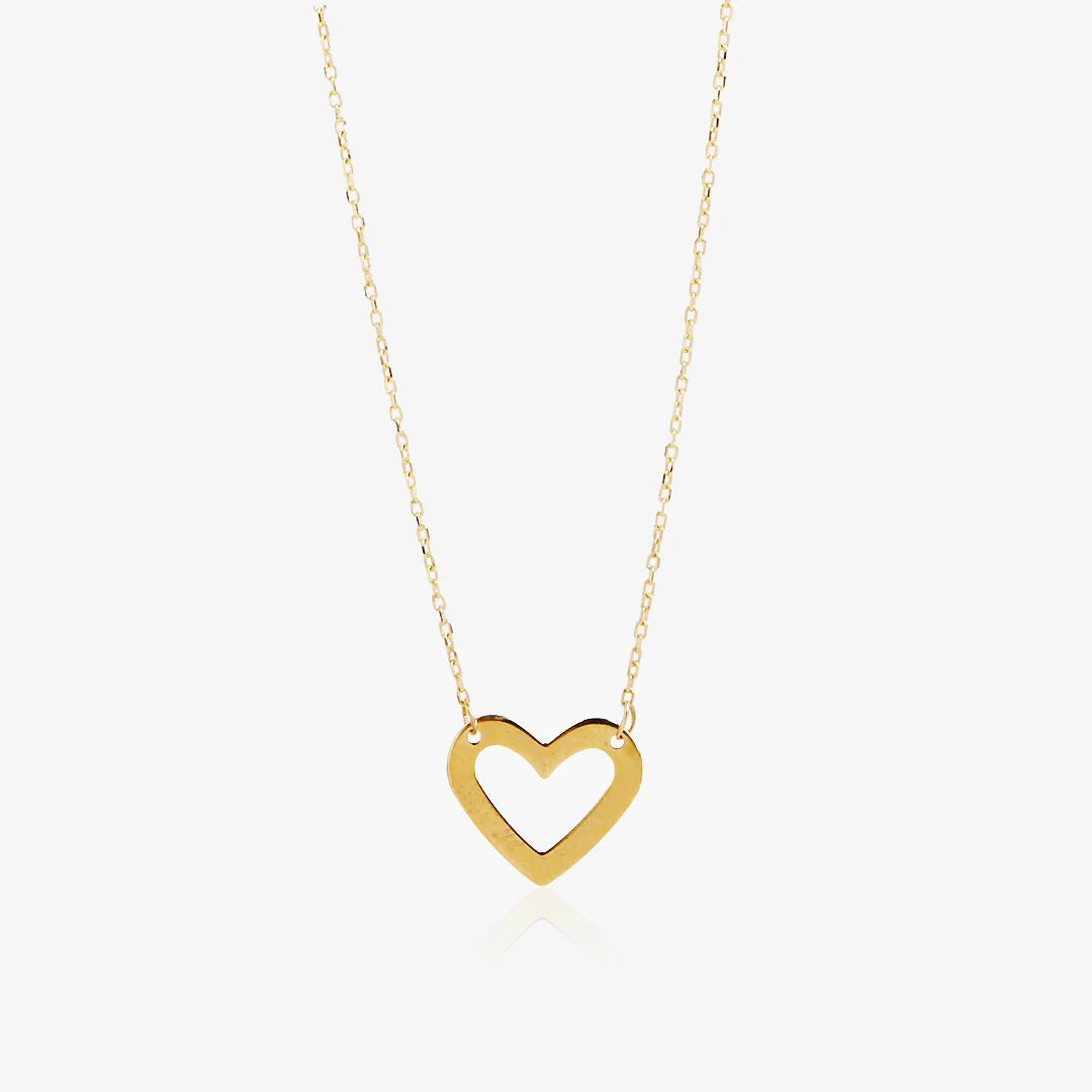 Collar corazón calado.