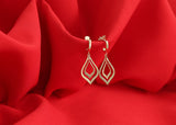 Tendencias en Pendientes de Oro 2024: Elegancia Atemporal para esta Navidad