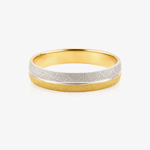 Two-tone wedding band