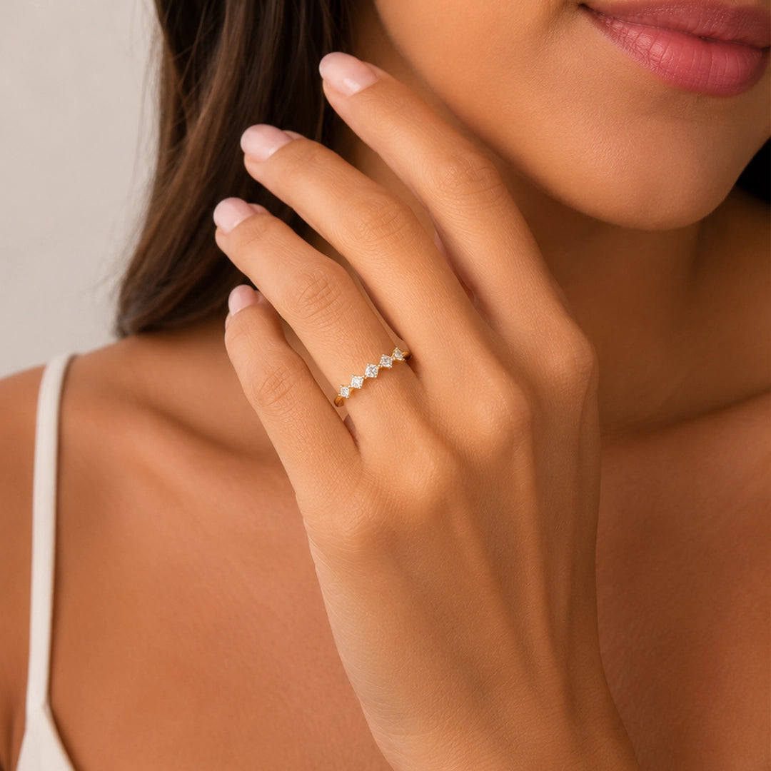 Anillo Cinquillo