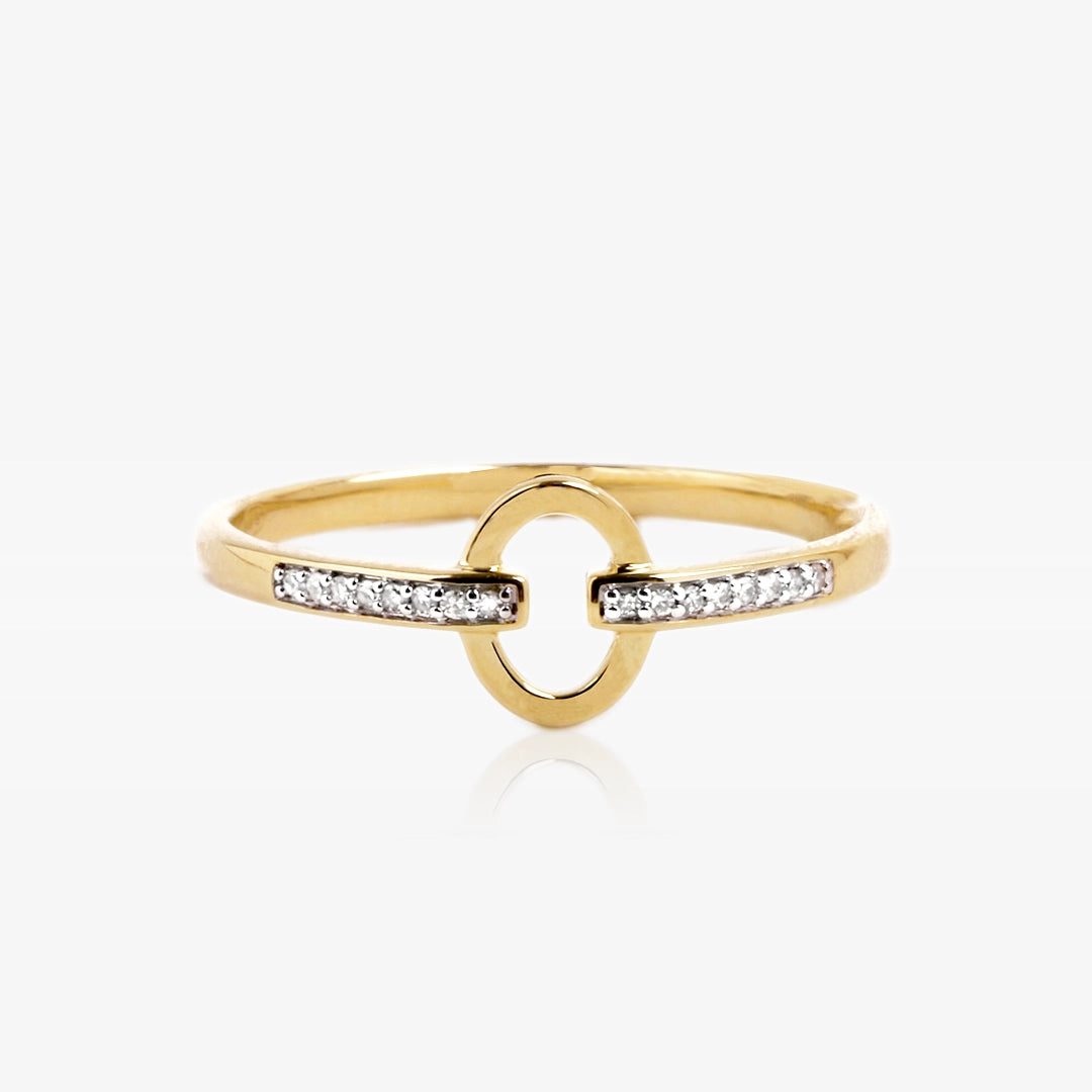 Oval Diamond Ring