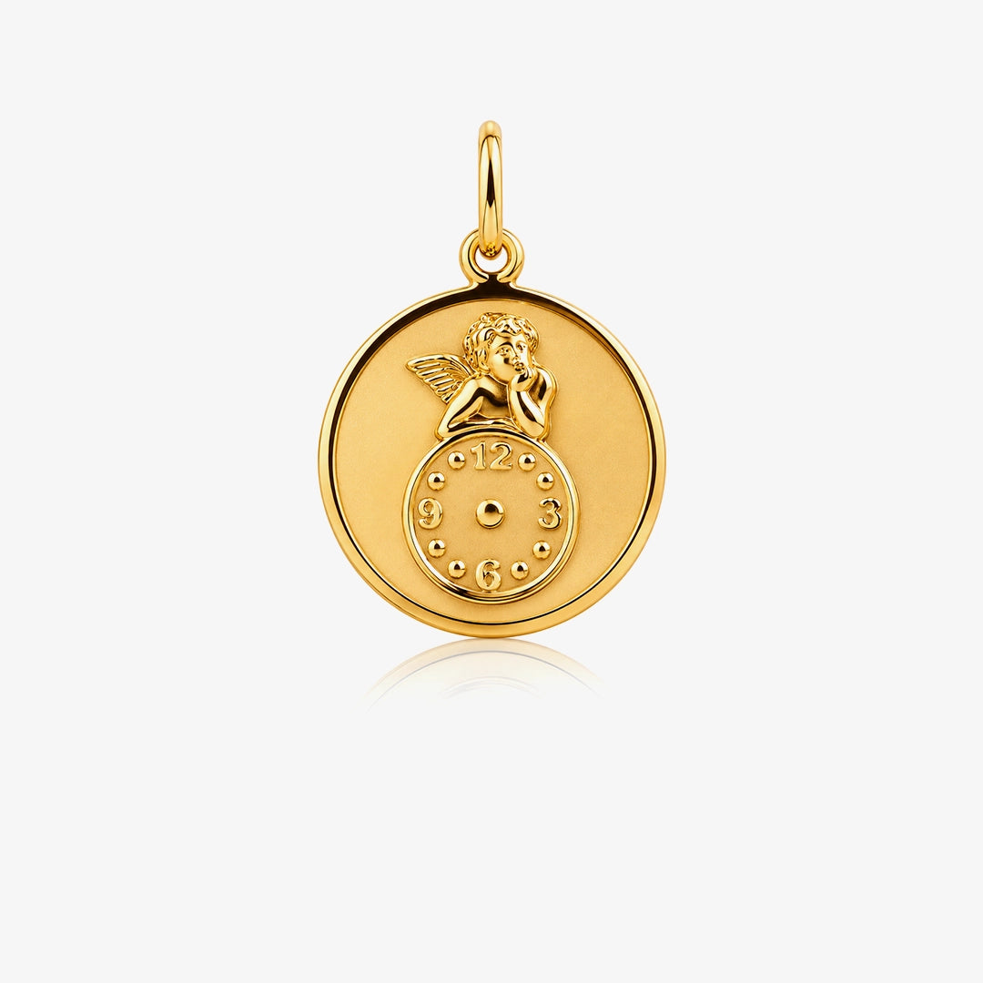 Medalla Angelito hora