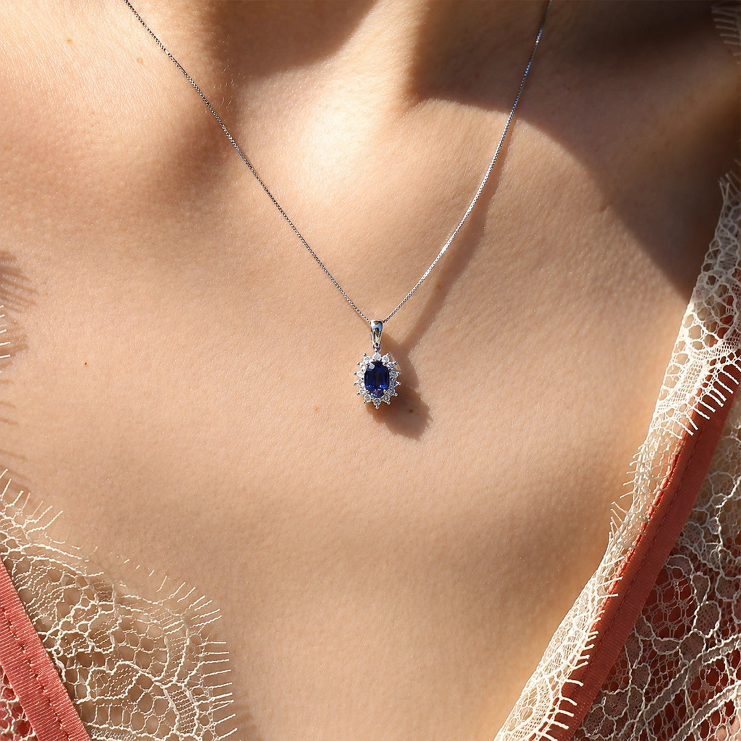 Collar Dinastia