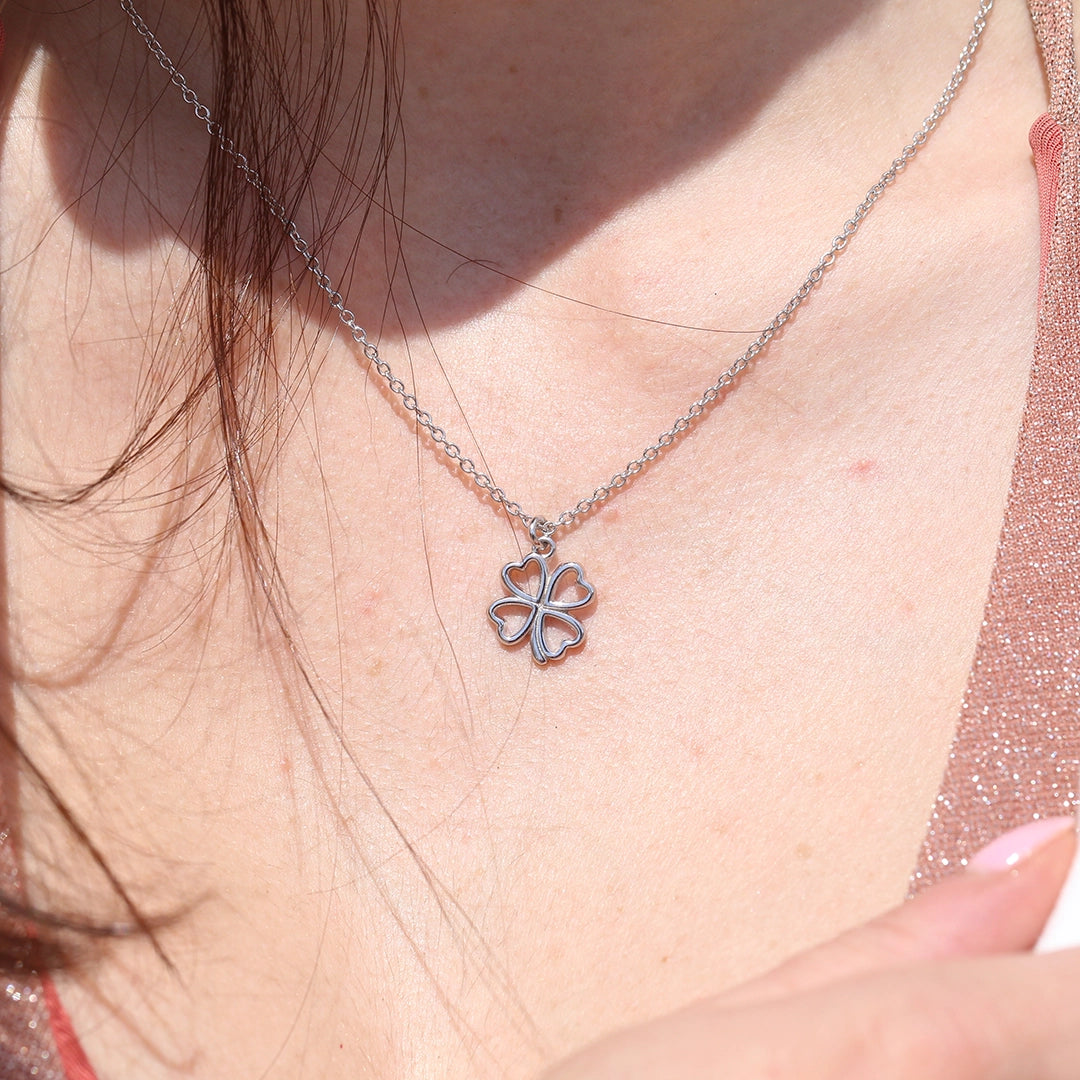 Collar Trebol Corazones
