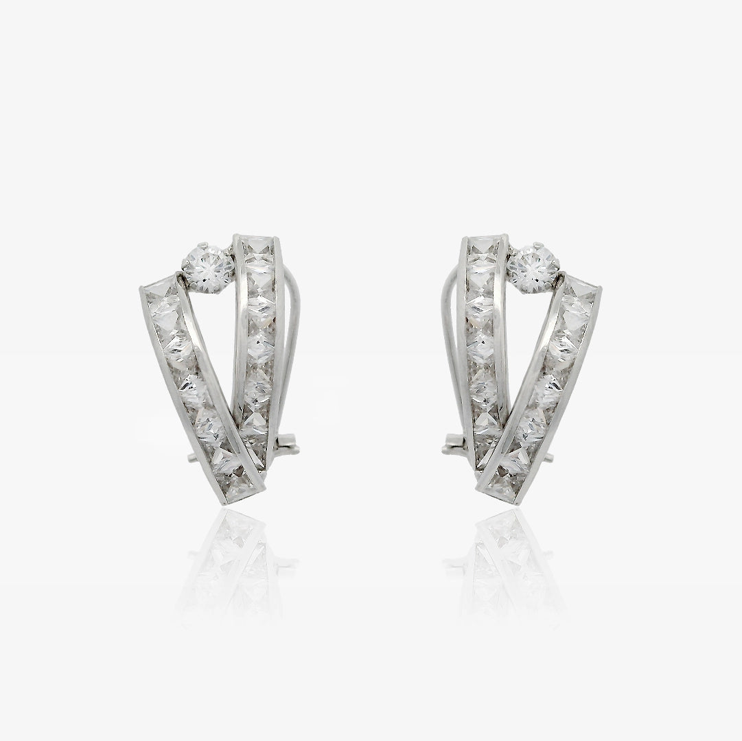 Pendientes Uve